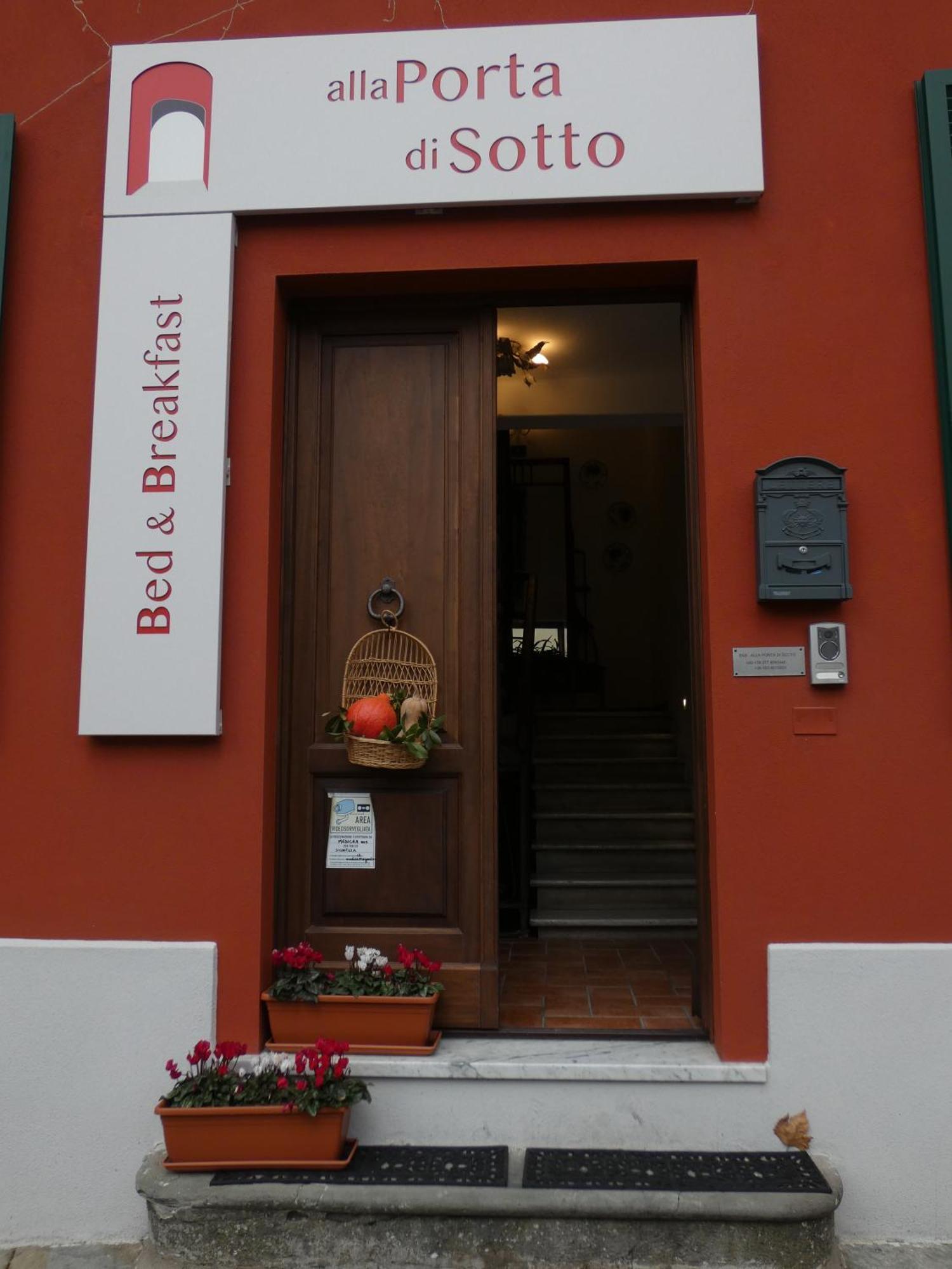 Alla Porta Di Sotto B&B Fivizzano Luaran gambar