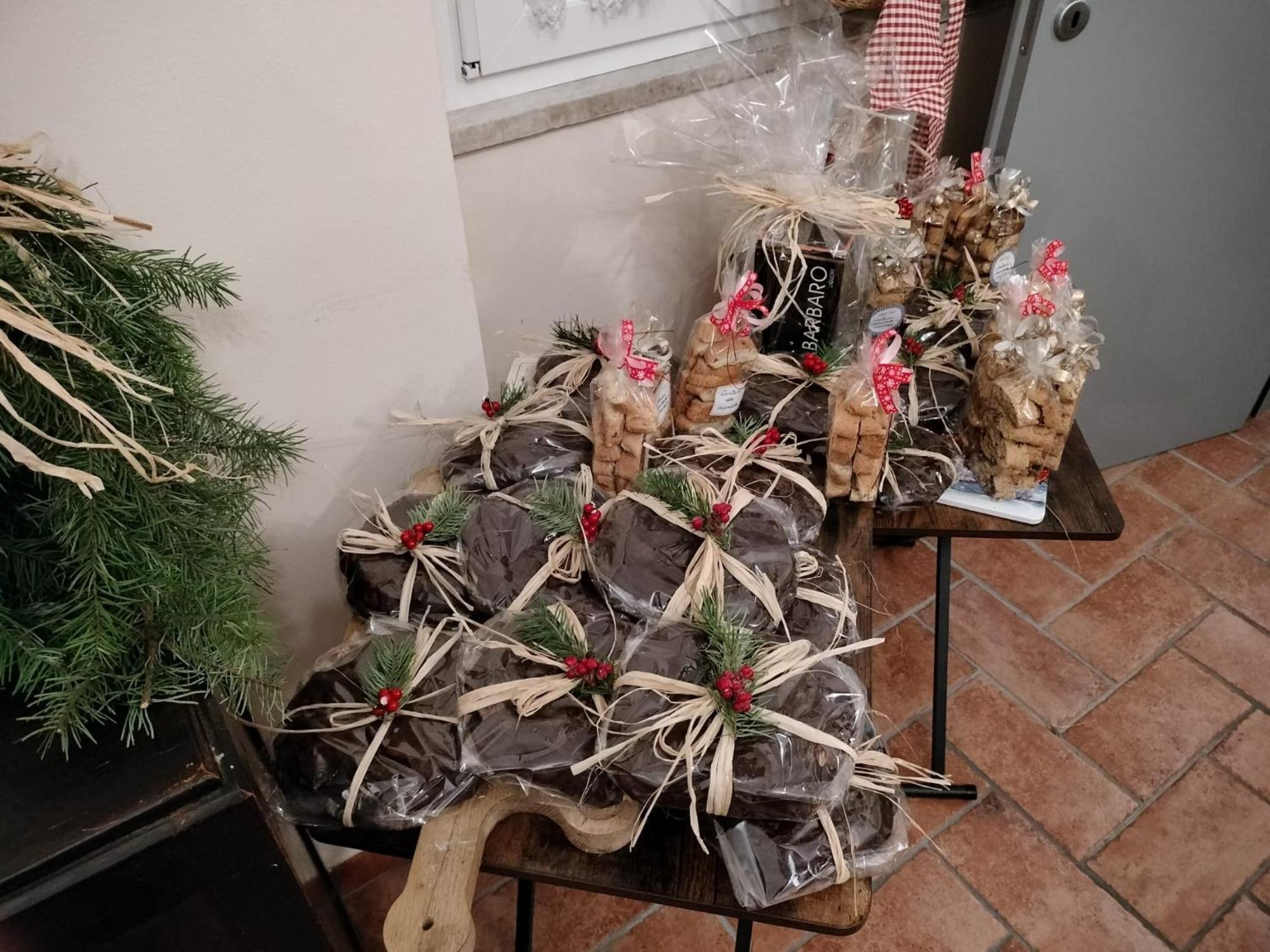 Alla Porta Di Sotto B&B Fivizzano Luaran gambar